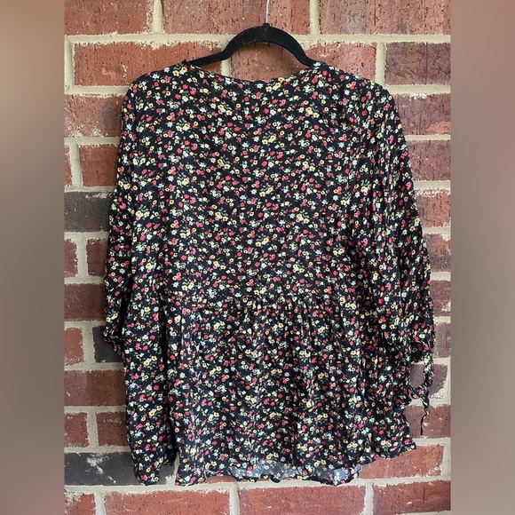 The Nines by Hatch Maternity Floral Swing Blouse Size Medium - Picture 6 of 8